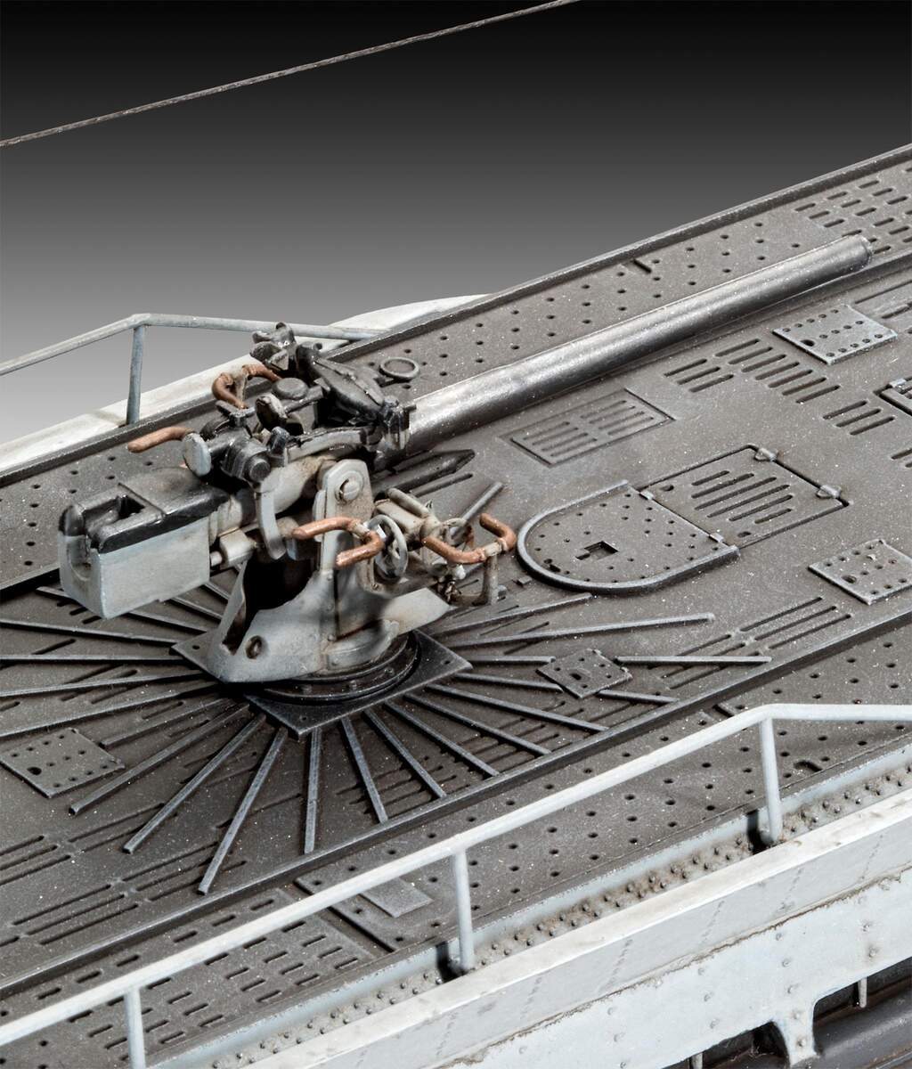 Revell German Submarine Type IX C U67/U154