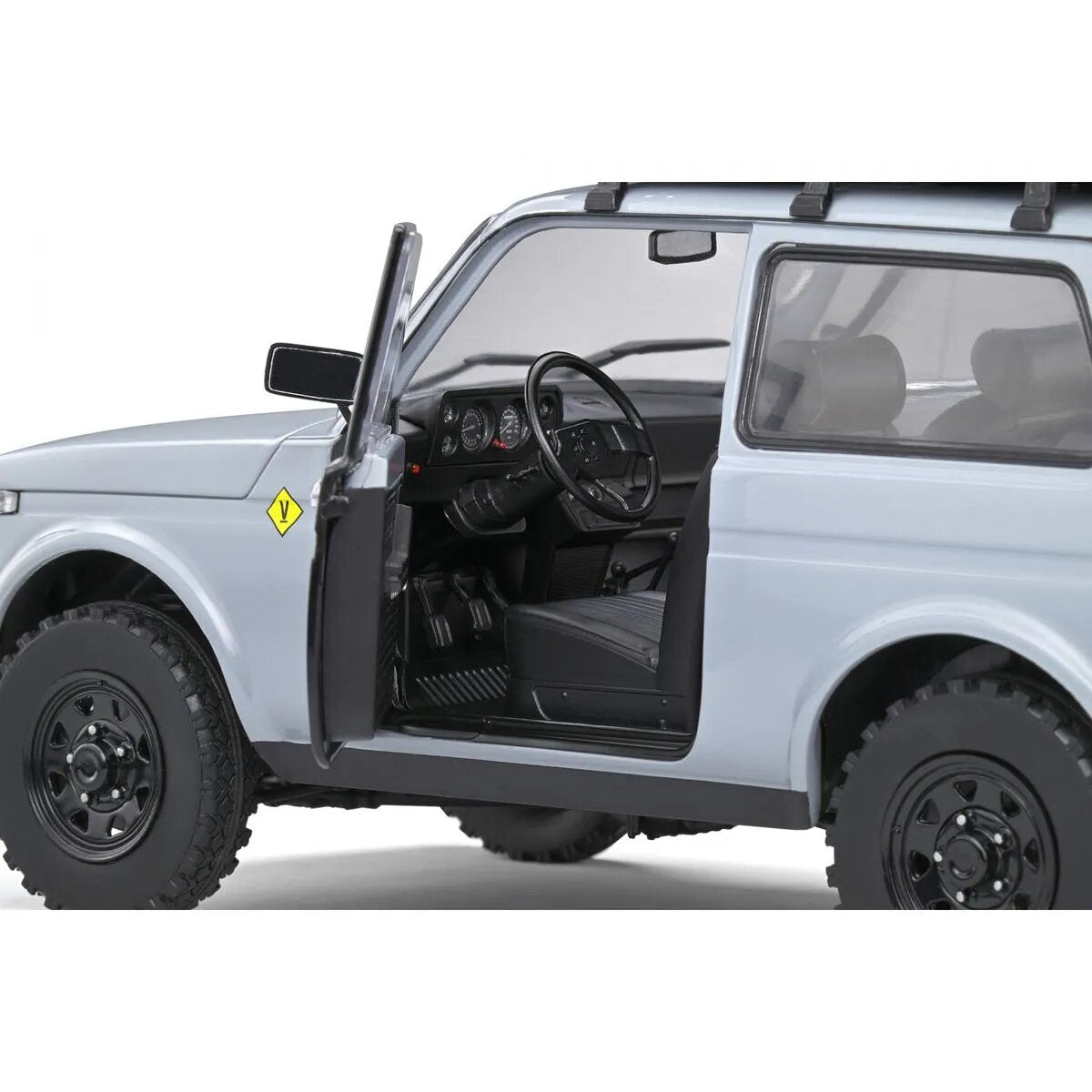 Solido 1:18 Lada Niva grau